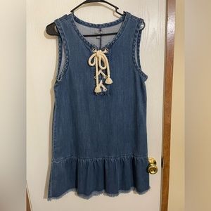 Denim dress so flattering on